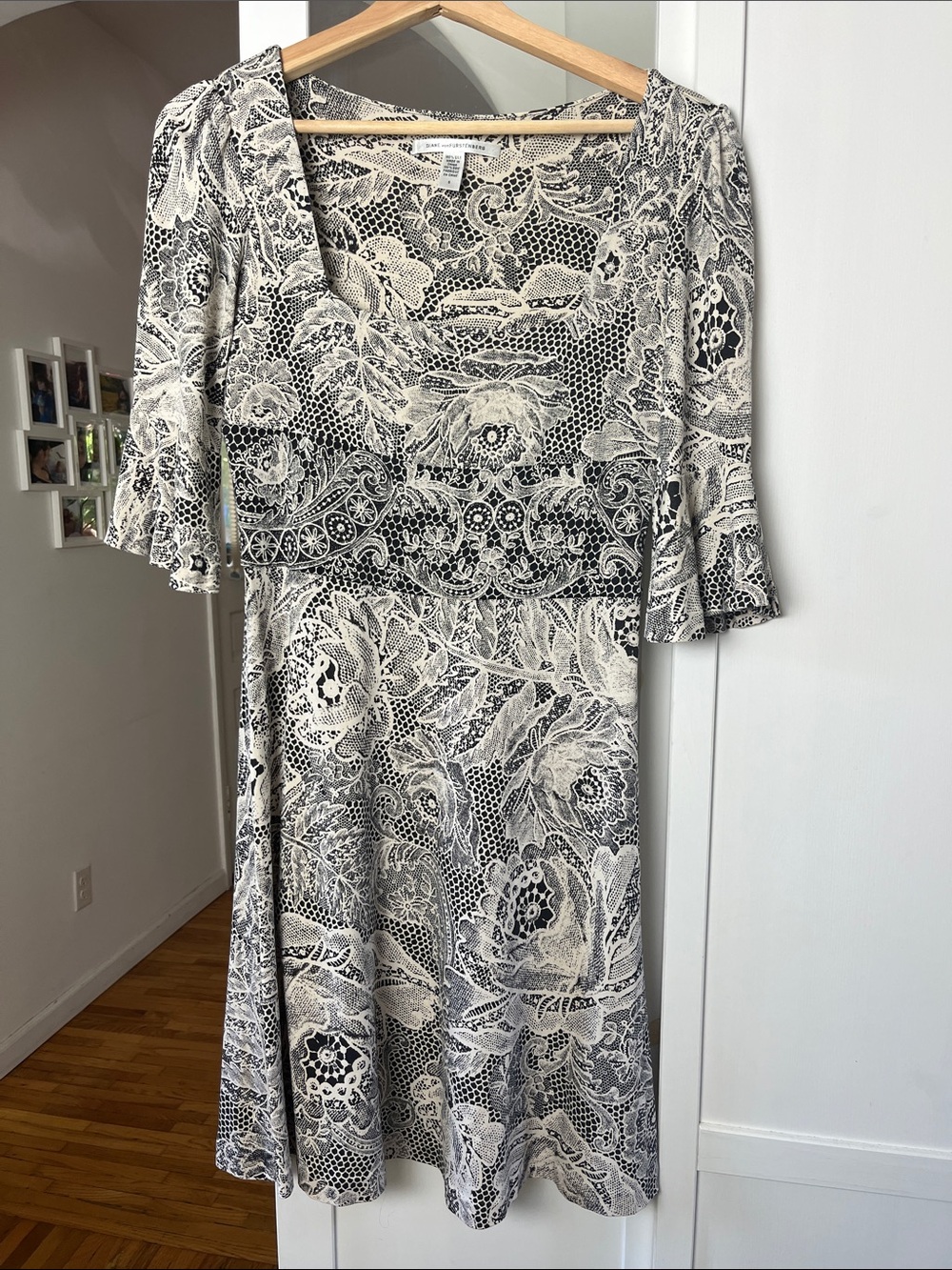 Diane Von Furstenberg Black and White Floral Lace-Print Dress